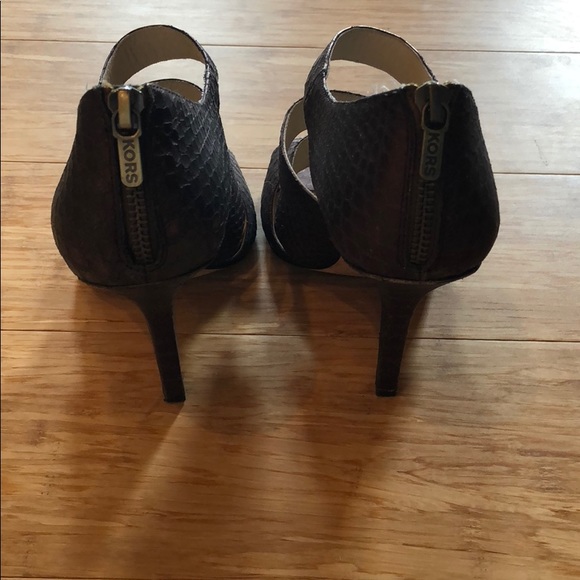 KORS Michael Kors Bronze Strappy Heels - Picture 3 of 7